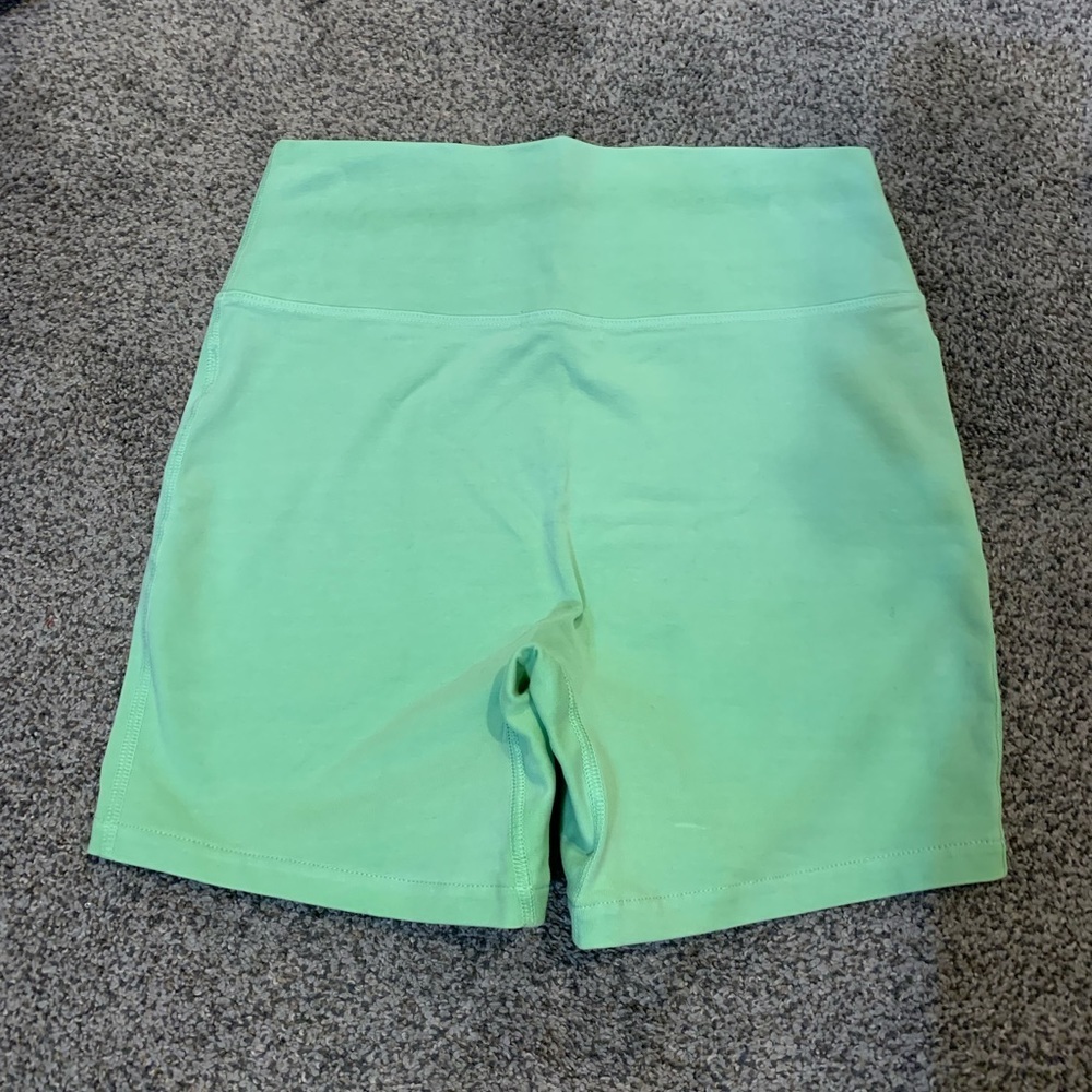 Madhappy Biker Shorts - Picture 5 of 5